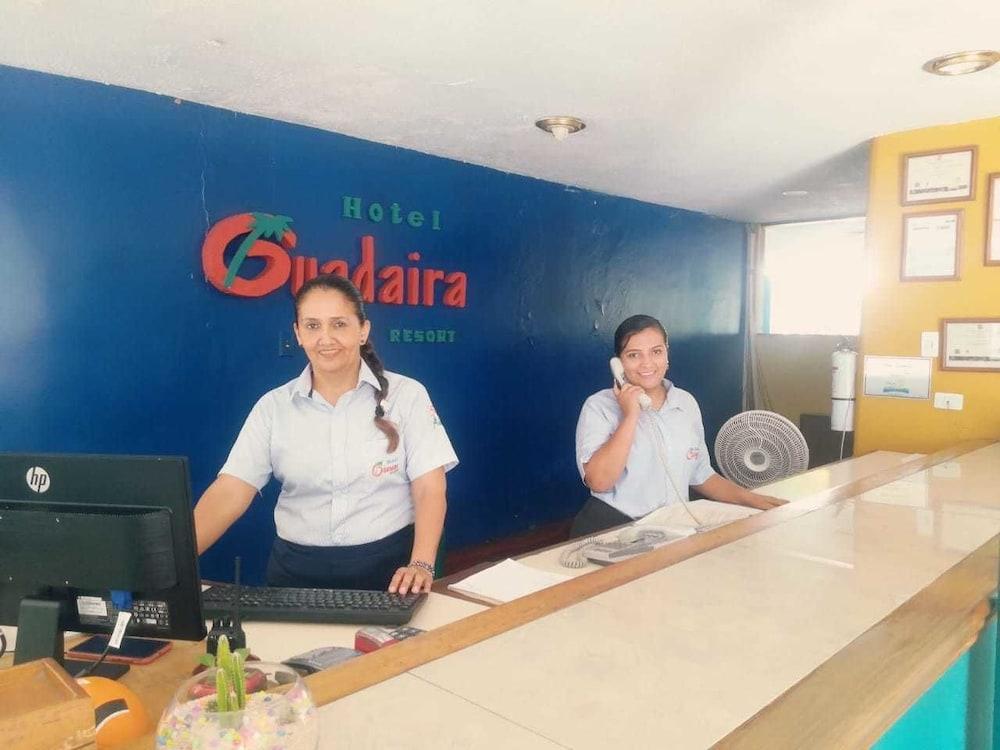 Hotel Guadaira Resort Melgar Ngoại thất bức ảnh