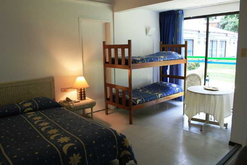Hotel Guadaira Resort Melgar Ngoại thất bức ảnh