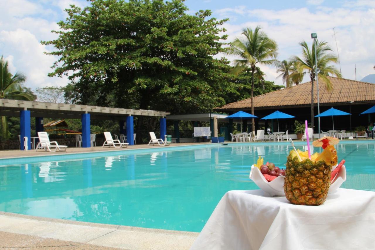 Hotel Guadaira Resort Melgar Ngoại thất bức ảnh